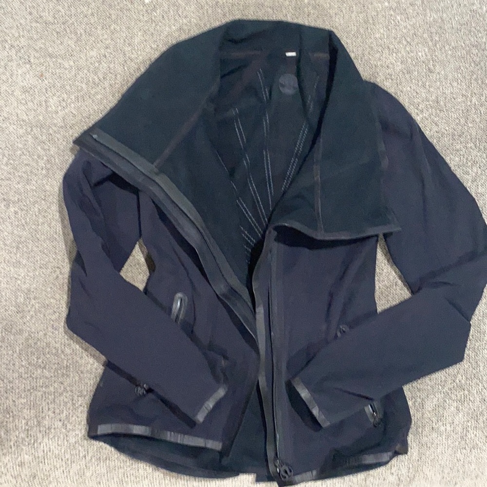 Lululemon jacket